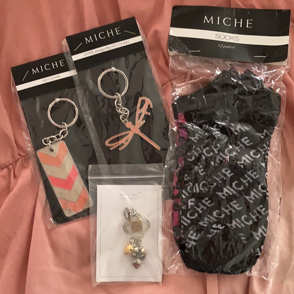 Miche Accessories Lot NEW